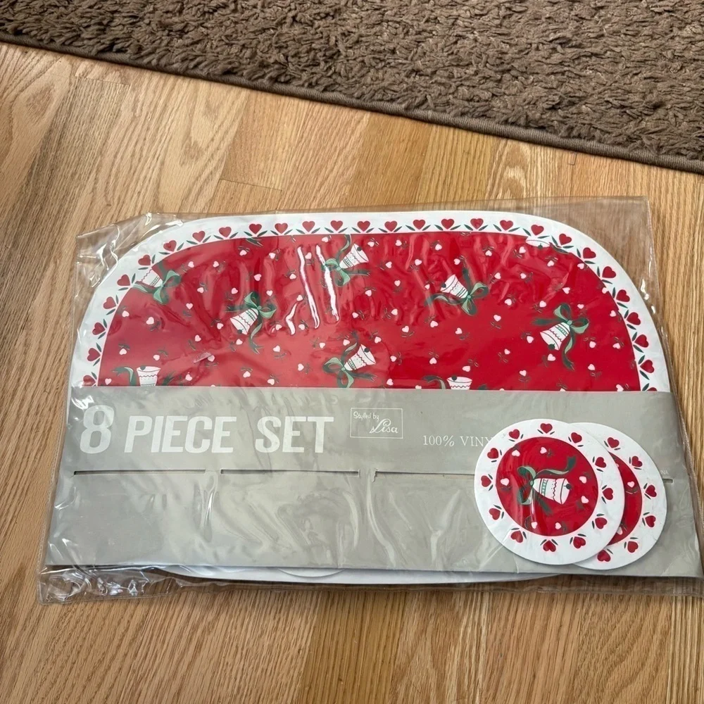 Vintage Styled By Lisa 100% Vinyl Placemat & Coaster Set of 8 Red Bell Heart